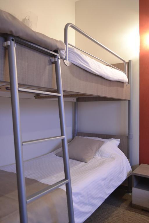 Domus Aparthotel Скопье Экстерьер фото